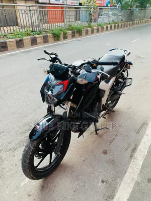 TVS Apache 160 4V 2022 Black