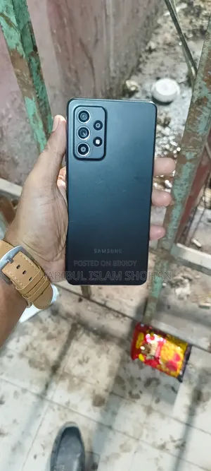 স্যামসাং গ্যালাক্সি এ৫২এস ৫জি ১২৮ জিবি কালো