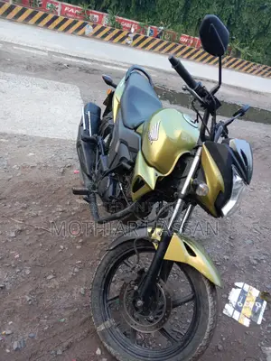 Honda CB 2016 Green
