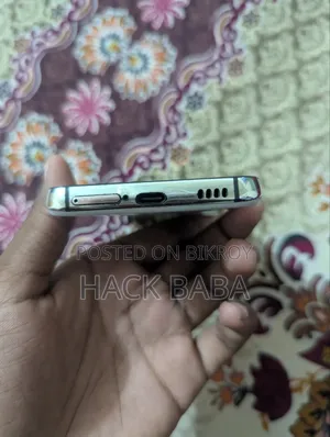 স্যামসাং গ্যালাক্সি এস২১ ৫জি ২৫৬ জিবি হোয়াইট