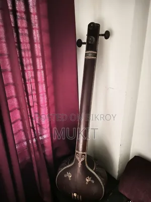 Tanpura Antique Piece Good Condition