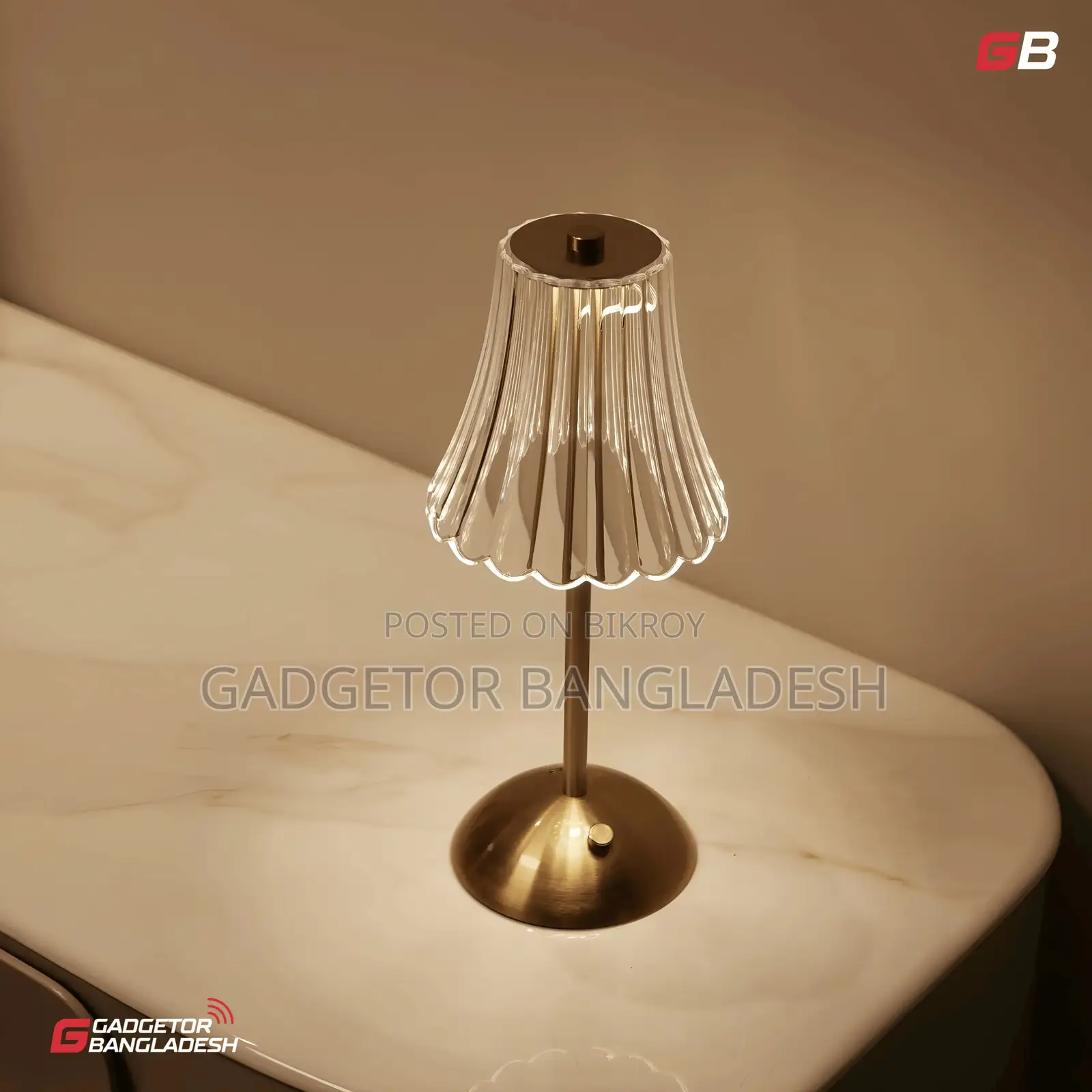Premium Crystal Fluted Rechargeable Table Lamp