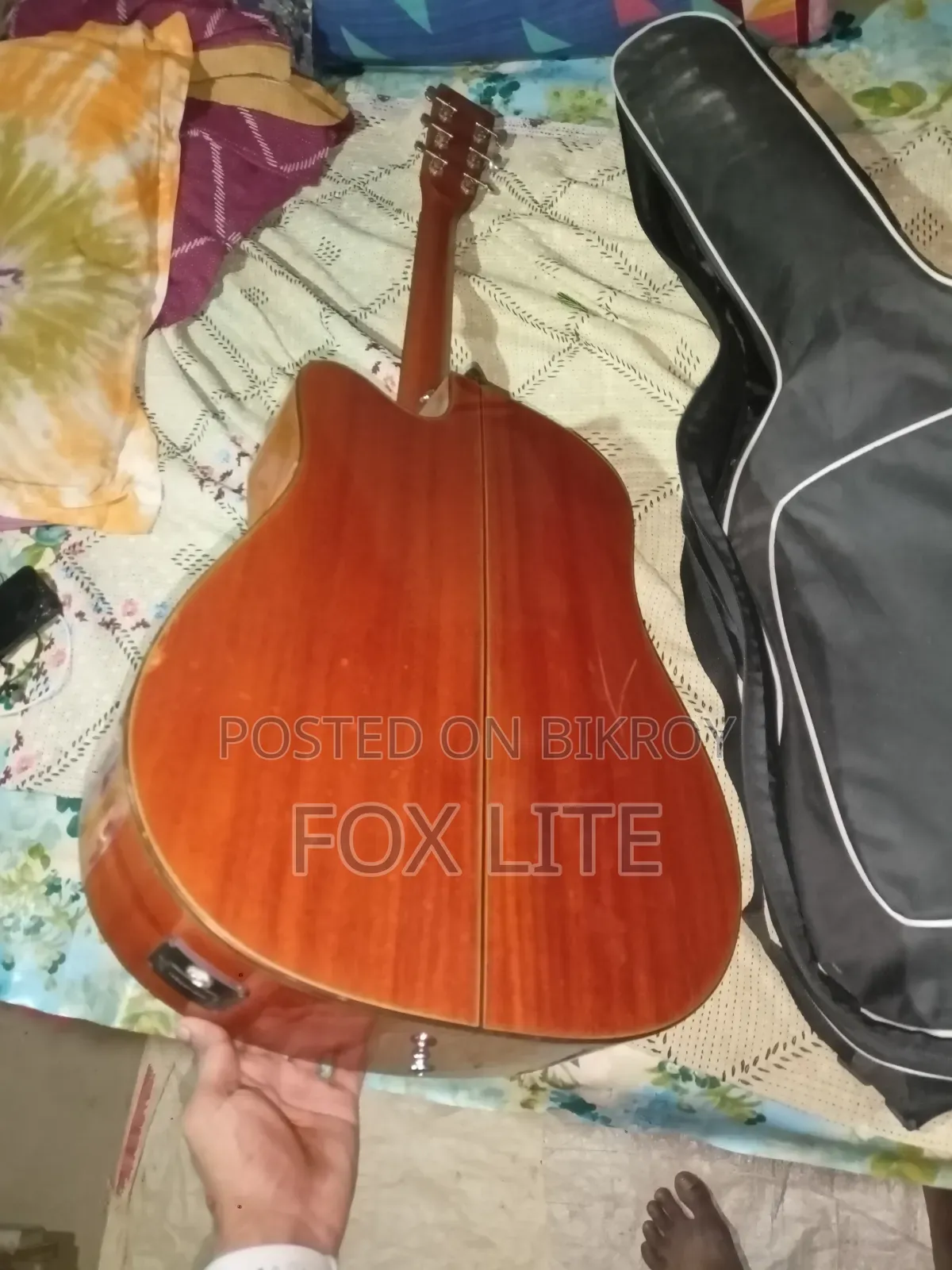 Tyma Acoustic Electric Guitar (Fishman Pickup)