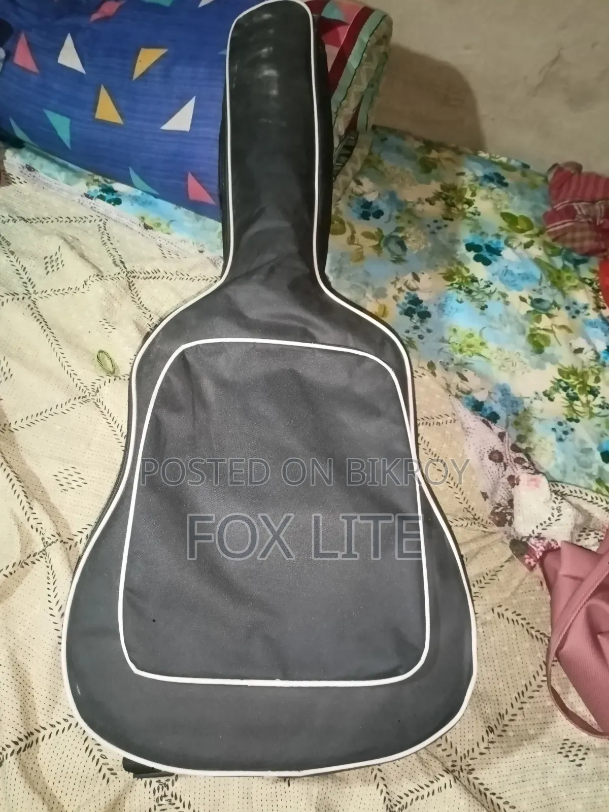 Tyma Acoustic Electric Guitar (Fishman Pickup)