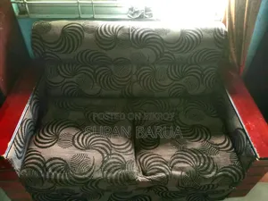 সোফা সেট ব্যবহৃত