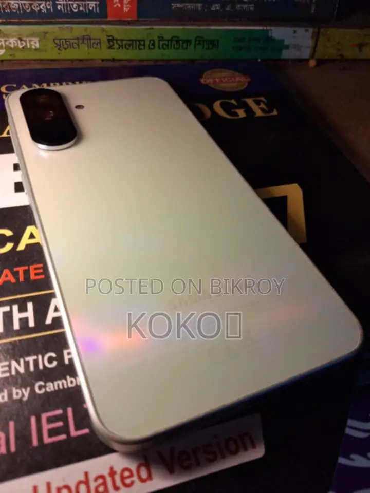 স্যামসাং গ্যালাক্সি এ৩৬ ২৫৬ জিবি গোল্ড