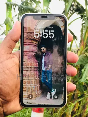 Apple iPhone 11 64 GB White