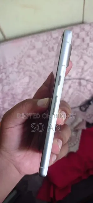 Google Pixel 7 128 GB White
