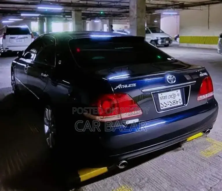 Toyota Crown 2004 Blue