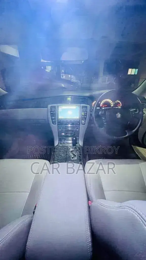 Toyota Crown 2004 Blue