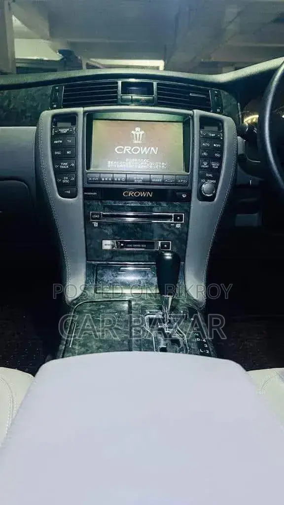 Toyota Crown 2004 Blue