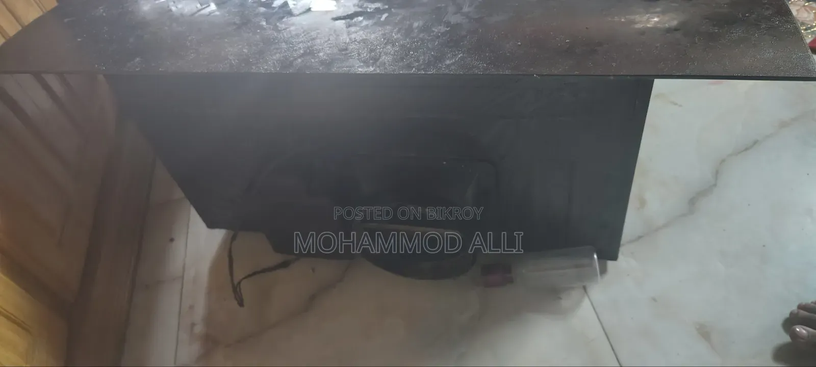 Black Kitchen Hood Chimney