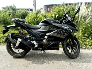 সুজুকি জিক্সার এসএফ ২৫০ ২০২৪ ব্ল্যাক