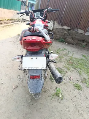 TVS Apache RTR 160 4V 2017 Red