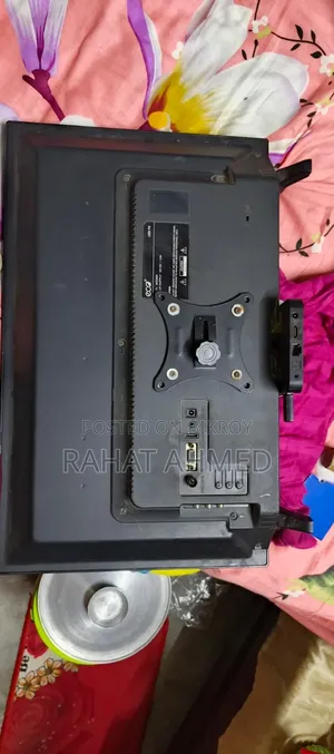 ইকো প্লাস ২৪ ইঞ্চি রেগুলেশন মনিটর / টিভি