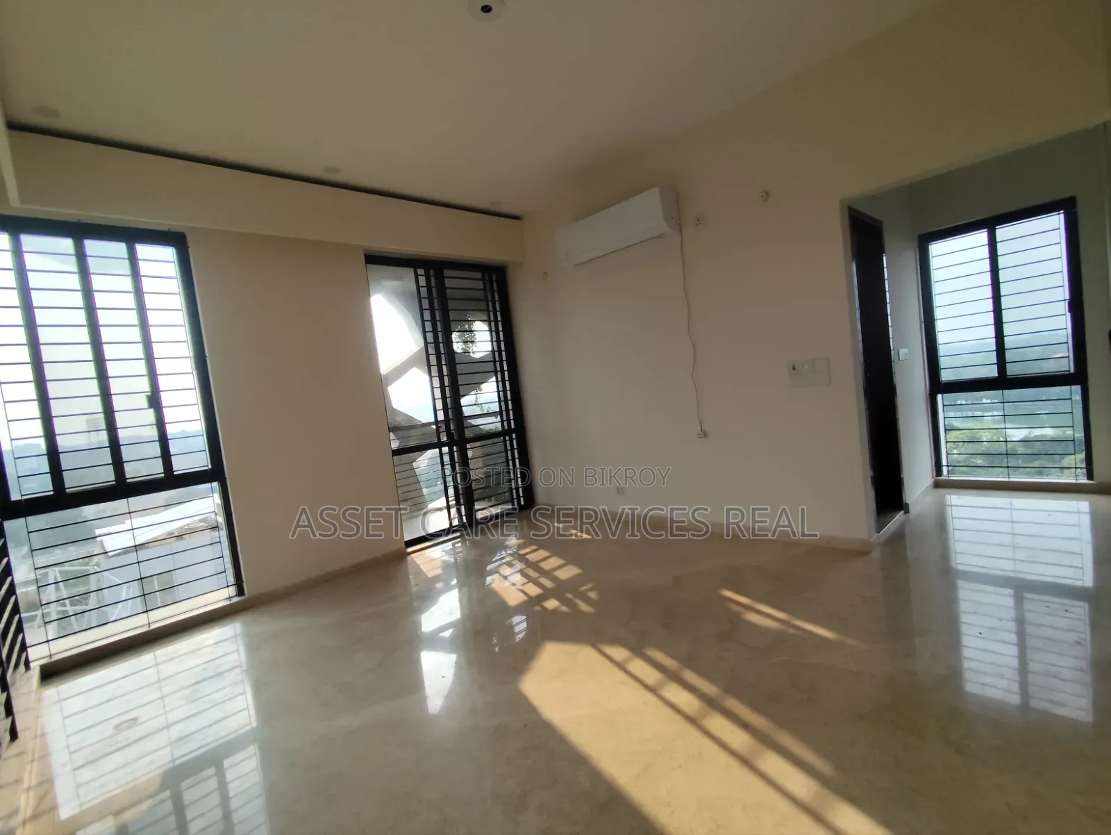4-bedroom Apartment in Gulshan for Rent