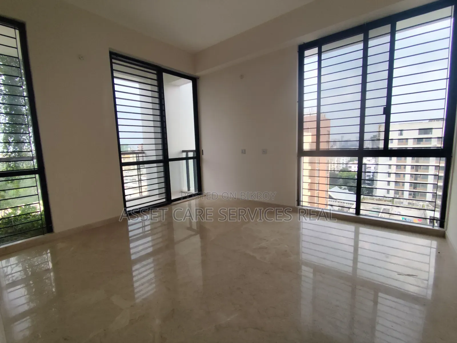 4-bedroom Apartment in Gulshan for Rent