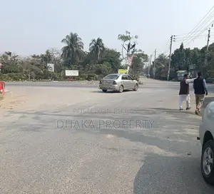 ৯ এভিনিউ ৩ কাঠা সাউথ এট সেক্টর-১৬/এইচ