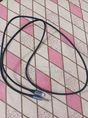 Original Ugreen Mfi Lightning to 3.5mm Aux Cable for Sale