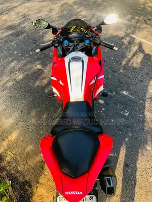 Honda CBR 2021 Red