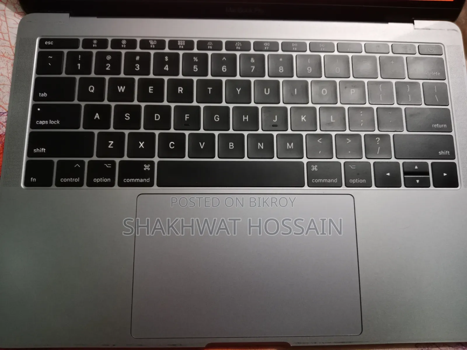 Laptop Apple MacBook 2018 16GB Intel Core I7 HDD+SSD 16 GB