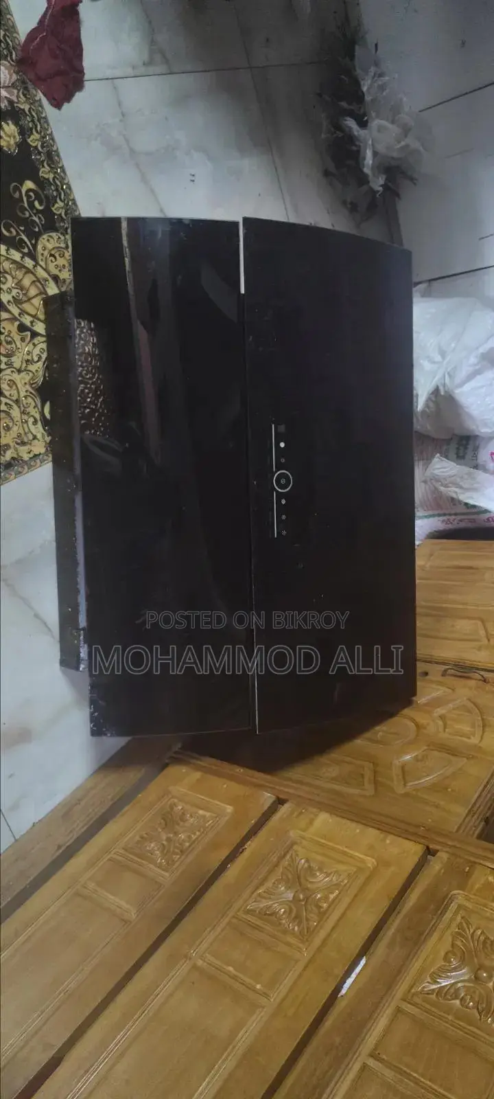 Black Kitchen Hood Chimney