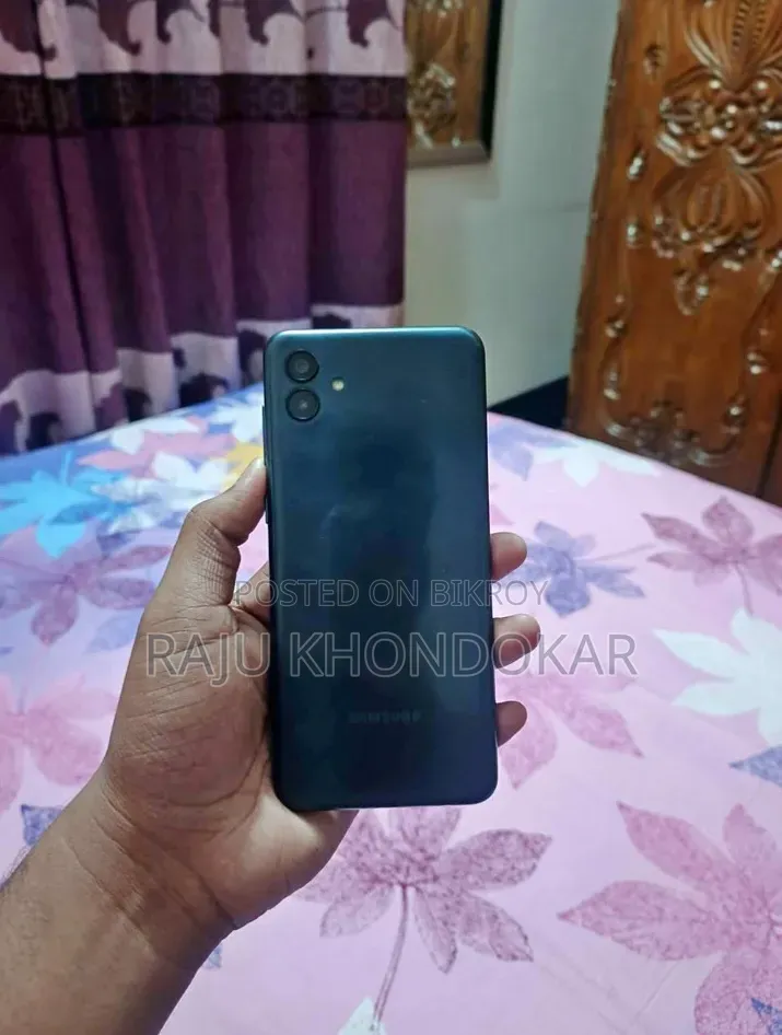 স্যামসাং গ্যালাক্সি এ০৪ ৬৪ জিবি ব্ল্যাক