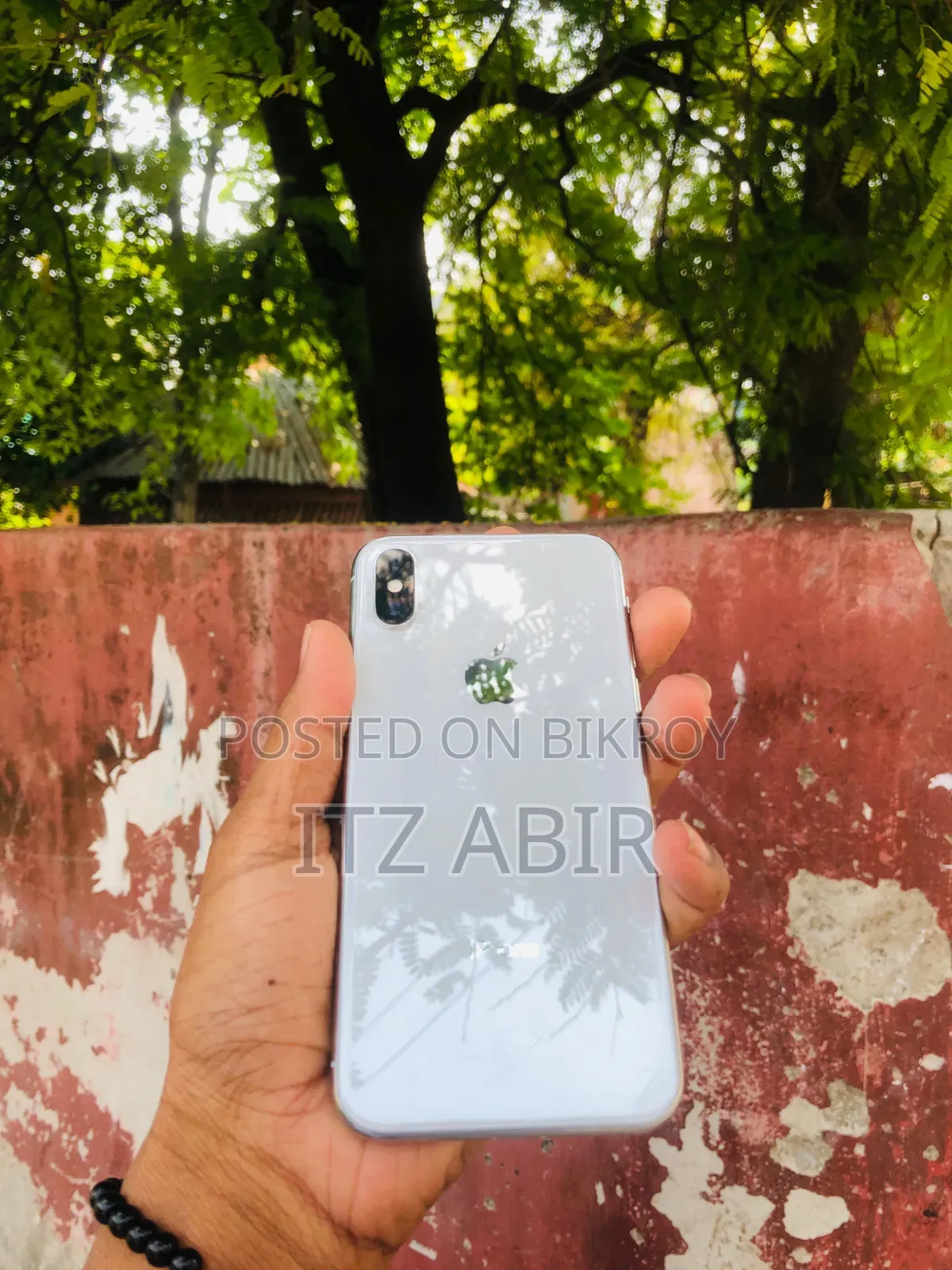 Apple iPhone X 64 GB White