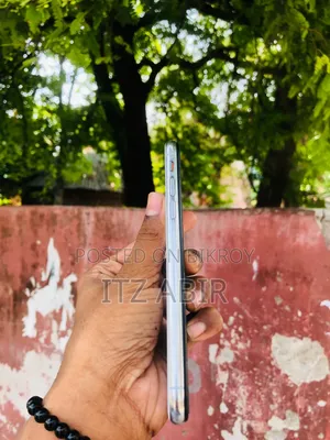 Apple iPhone X 64 GB White