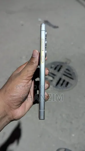 স্যামসাং গ্যালাক্সি এস২৪ আল্ট্রা ২৫৬ জিবি