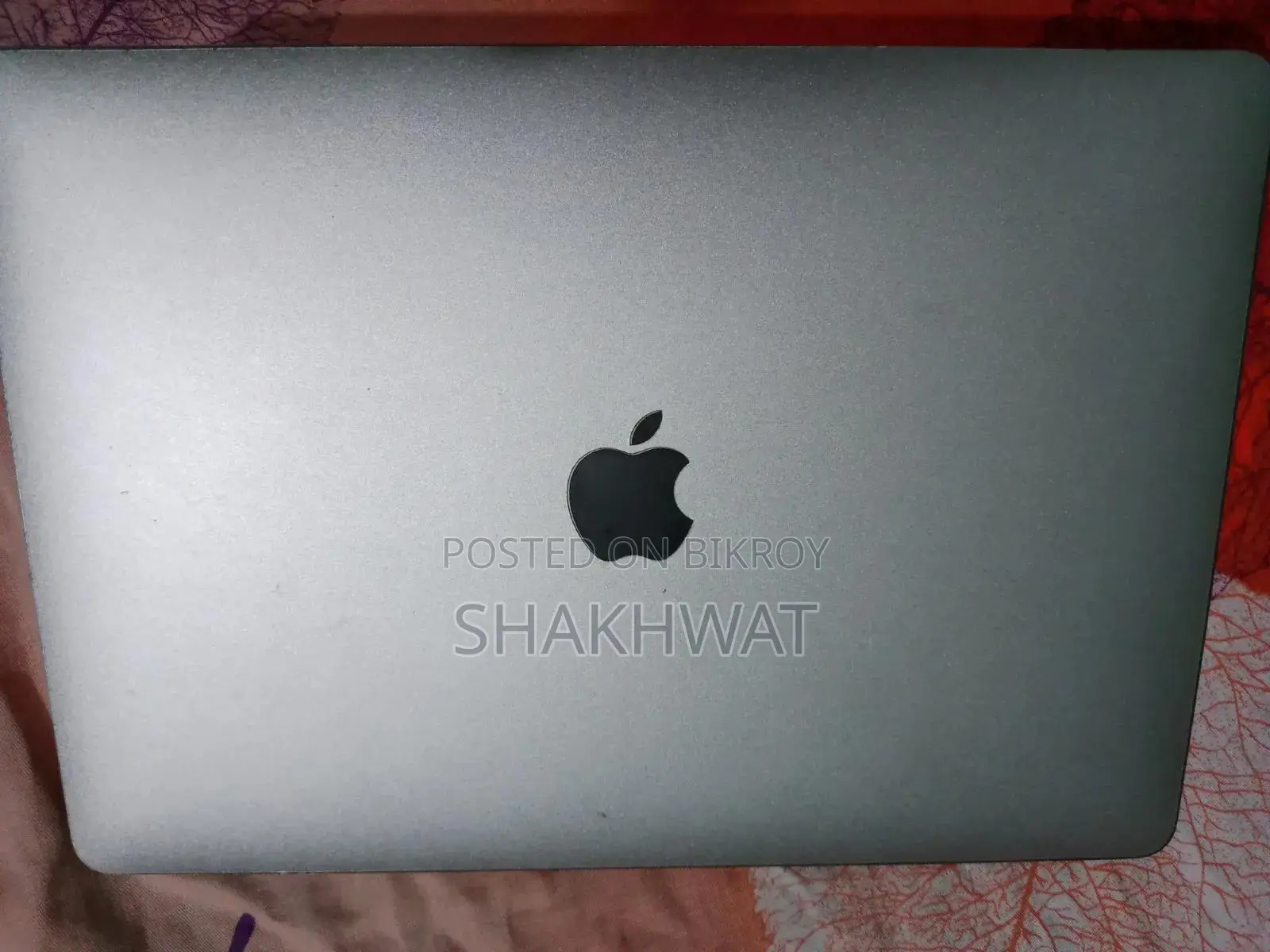 Laptop Apple MacBook 2018 16GB Intel Core I7 HDD+SSD 16 GB