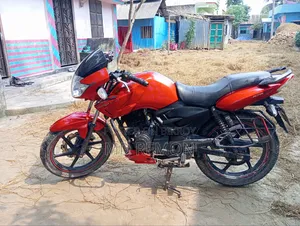 TVS Apache 180 RTR 2016 Red