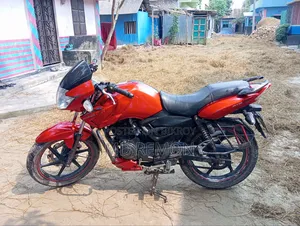 TVS Apache 180 RTR 2016 Red