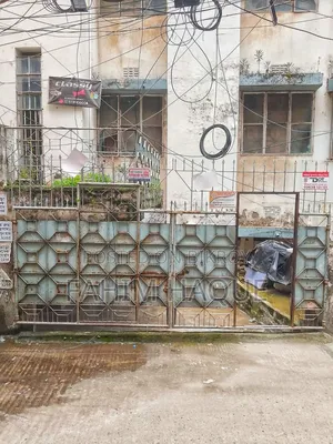 16-Bedroom House in Panthapath for Sale
