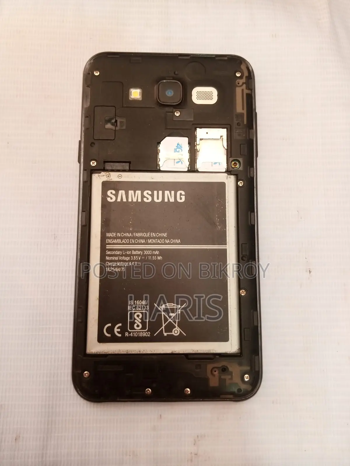 Samsung Galaxy J7 16 GB Black