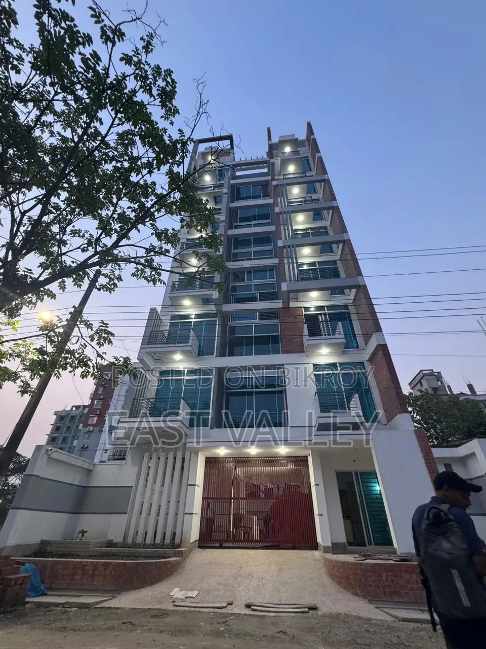 Furnished 3-bedroom Apartment in M A Rahim, Basundhara for Sale