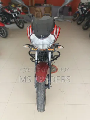 Bajaj Discover 125 2022 Red