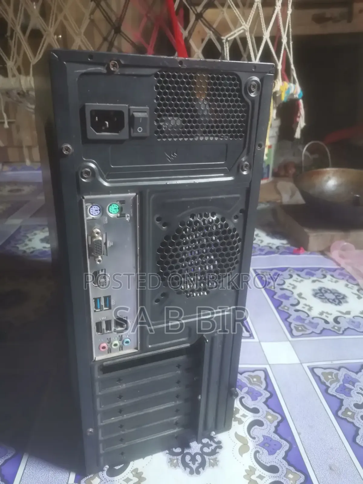 Gigabyte GA-H110MSTX-HD3-ZK 8GB Intel Core I5 HDD+SSD 6T
