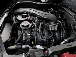 Toyota HiAce 2021 Black