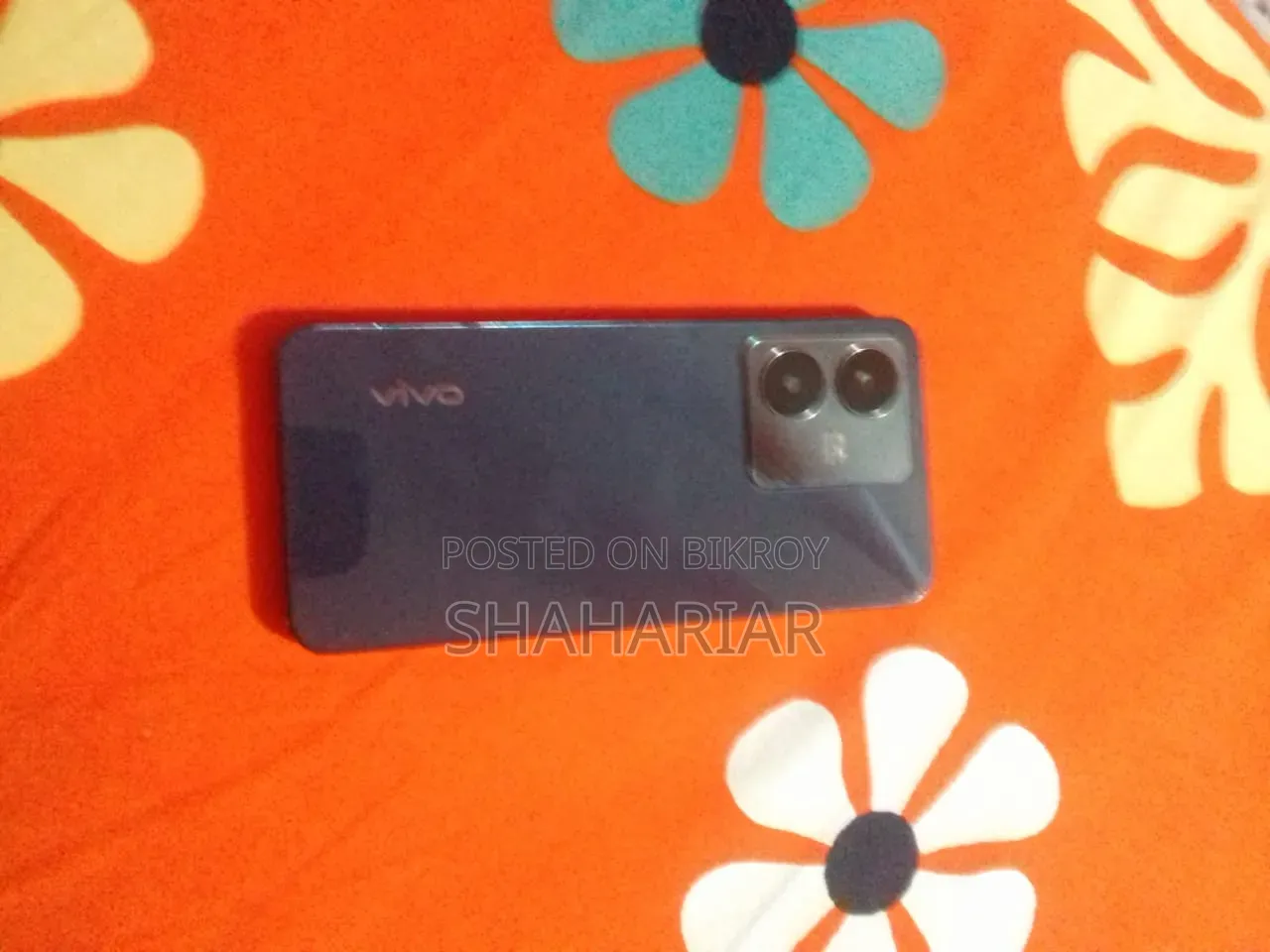 Vivo Y22s 128 GB Blue