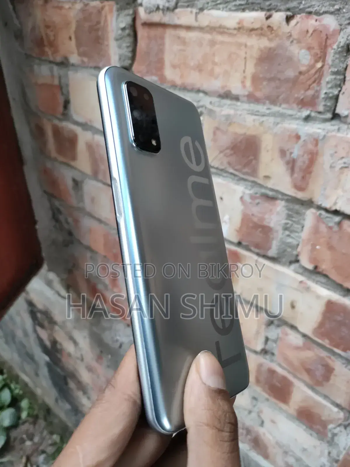 Realme 128 GB Silver