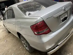 Toyota Axio 2011 Silver