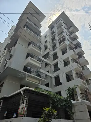 3 Bedroom Apartment in Lalmatia, Dhanmondi for Sale