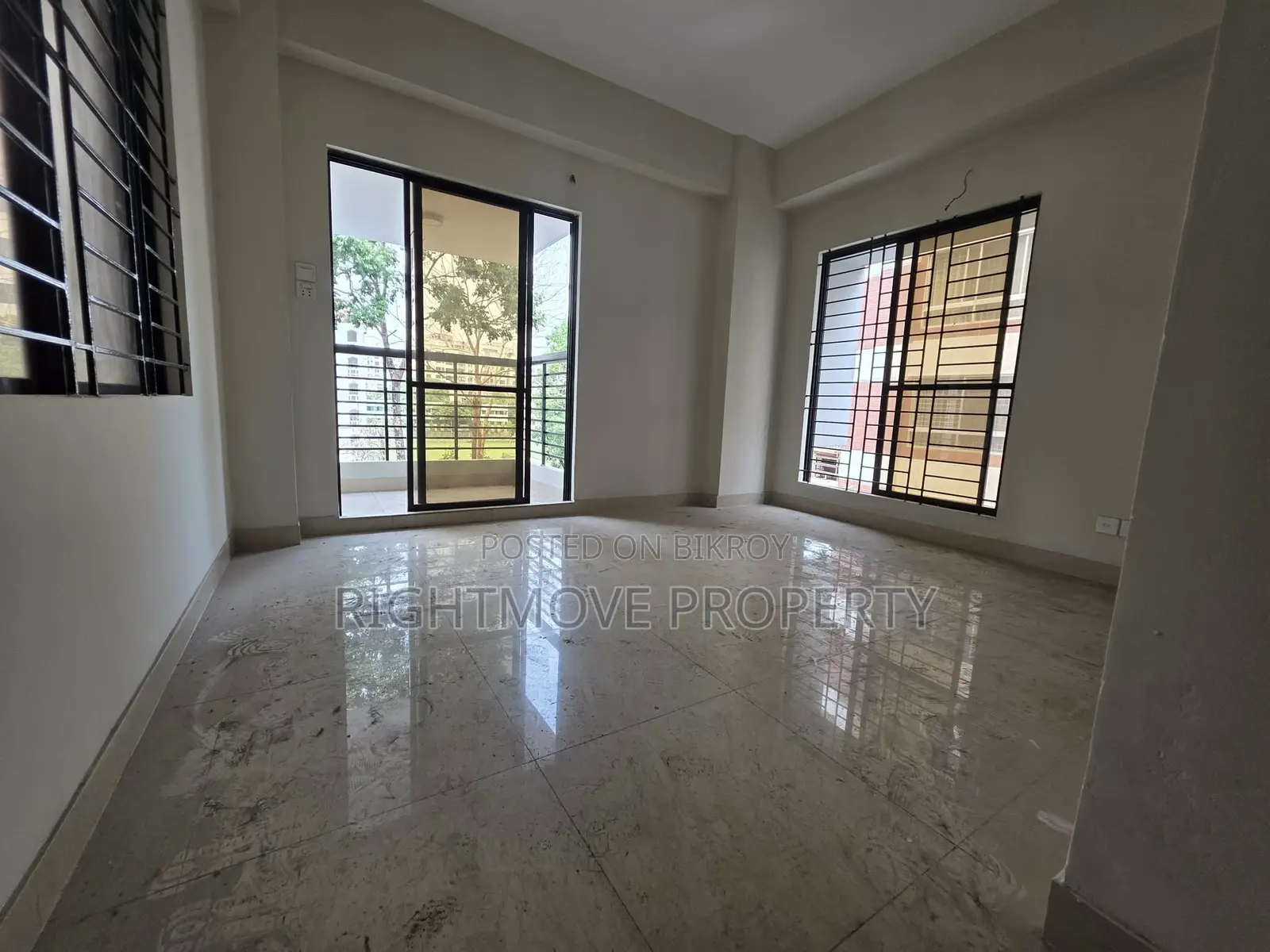 3 Bedroom Apartment in Lalmatia, Dhanmondi for Sale