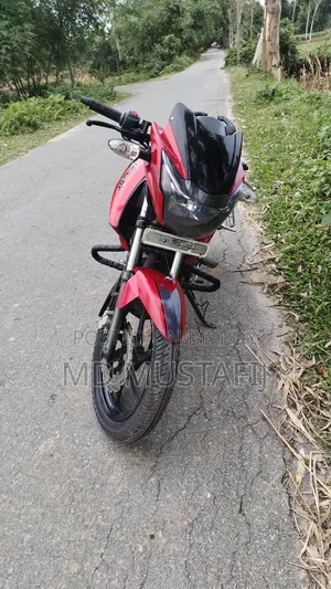 TVS Apache RTR 160 2V 2021 Red