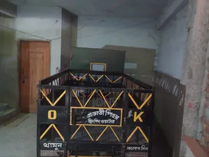 কার ২০২৫ ব্ল্যাক