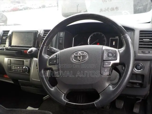 Toyota HiAce 2021 Gray