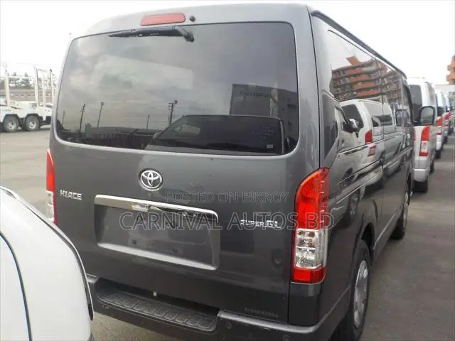 Toyota HiAce 2021 Gray