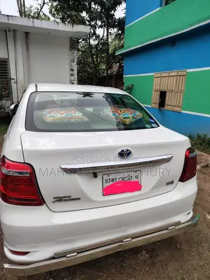 Toyota Axio 1.5 Hybrid 2 Wheel Drive 2015 White