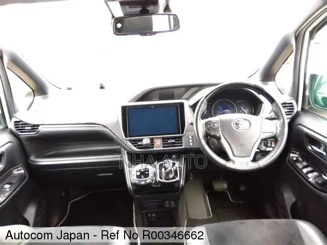 Toyota Esquire 2020 Pearl